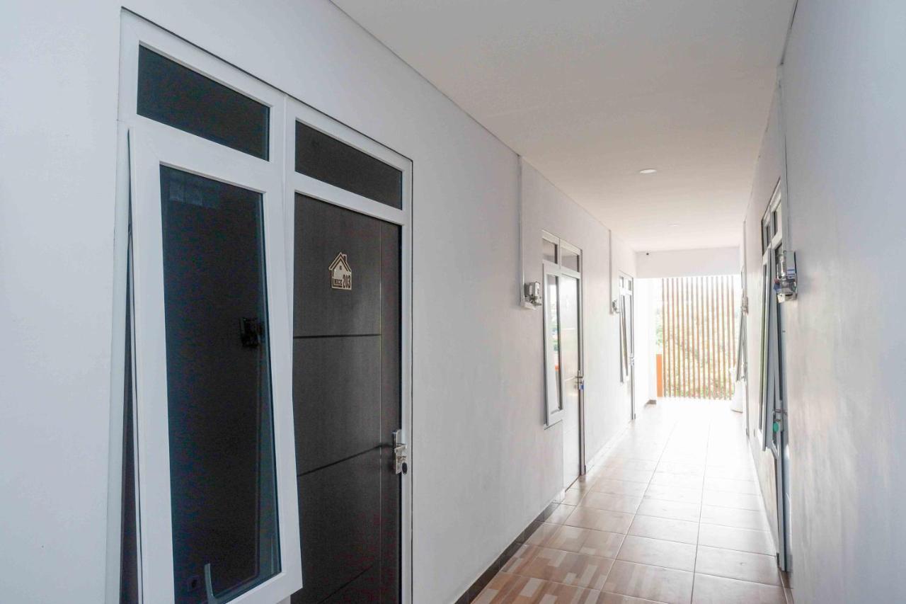 Reddoorz Plus Near Patung Kuda Undip Jatingaleh Exterior foto
